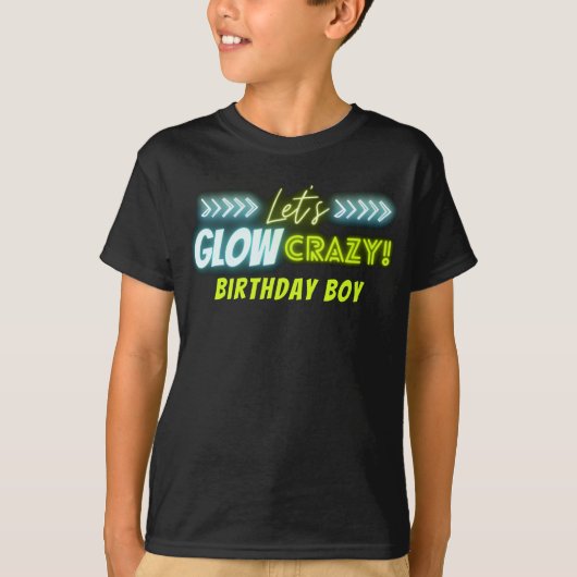 ネオン熱狂するを暗い白熱［赤熱］光を放つパーティーで輝かせよう Tシャツ (正面)