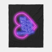 ネオン白熱［赤熱］光を放つルックピンクブルーバレンタインハート中 フリースブランケット (正面)
