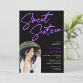 ネオン紫色のサインのスクリプトおもしろい写真アーチ甘い16 招待状 (スタンド正面)