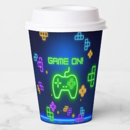 ネオン緑の青いゲーマーでゲーム 紙コップ