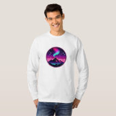ネオン輝く山と星空 – 未来の夜景 Tシャツ (正面フル)