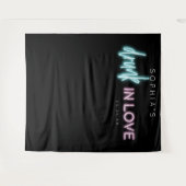 ネオン飲インラブバチェロレッテ背景 タペストリー (正面(横))