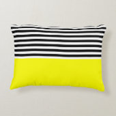 ネオン黄色(白黒ストライプ) アクセントクッション (裏面)