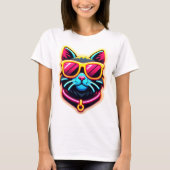 ネオン・ピンクと黄色のサングラスをかけたクールな猫 Tシャツ (正面)