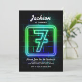 ネオン 誕生日招待状 男の子 7歳 誕生日 招待状 (スタンド正面)