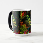ネオ鮮やかンの女性の頭、リアリスティックな芸術 モーフィングマグカップ (正面左)