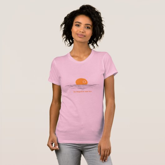 ネガティブはなし、太陽だけ Tシャツ (正面フル)