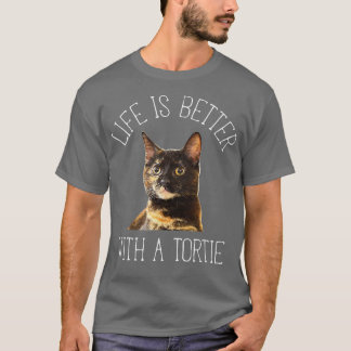 ネクタイ猫の方が、ネクタイ猫の方が良い Tシャツ