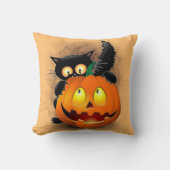 ネコおもしろいハロウィーンキャラクターカボチャをかむ クッション (正面)