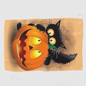 ネコおもしろいハロウィーンキャラクターカボチャをかむ ゴルフタオル (横)