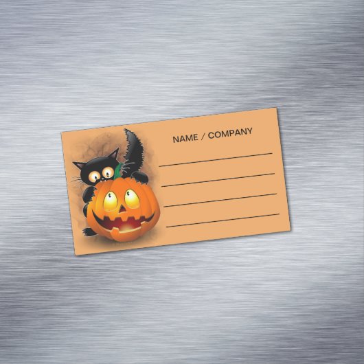 ネコおもしろいハロウィーンキャラクターカボチャをかむ マグネット名刺 (インサイチュ)