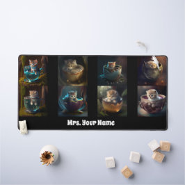 ネコと子猫が湯飲みで デスクマット