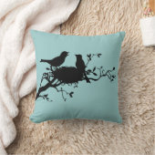 ネスティング鳥のシルエットの枕 クッション (ブランケット)