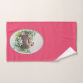 ネストタオルに乗った北（鳥）ショウジョウコウカンチョウのメスの鳥 ハンドタオル (ハンドタオル)