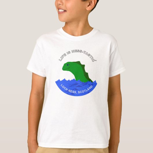 ネス湖モンスターはtastic行きます! tシャツ (正面)