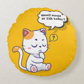 ネズミか魚？ペットおもしろいの深いの考え猫が ラウンドクッション (正面)