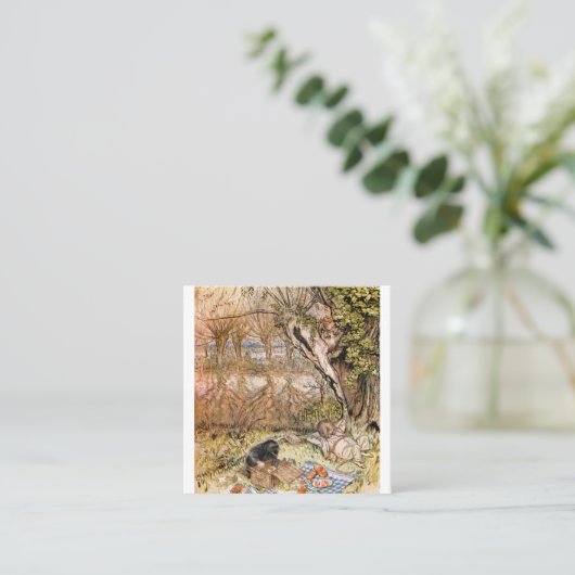 ネズミとモグラがピクニックをする – Arthur Rackham スクエア名刺 (スタンド正面)