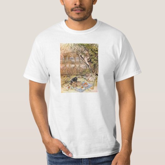 ネズミとモグラがピクニックをする – Arthur Rackham Tシャツ (正面)