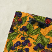 ネズミと黄色のブラックベリー ビーチタオル (インサイチュ)