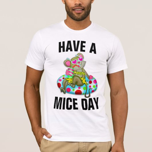 ネズミの日おめでとう 面白Tシャツ Tシャツ (正面)