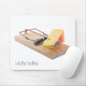 ネズミの罠とチーズ マウスパッド (マウス)