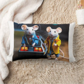 ネズミは未来の映画に戻る服を着ている。 ランバークッション (ブランケット)