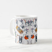 ネズミ遊が雪の中にいる コーヒーマグカップ (正面左)
