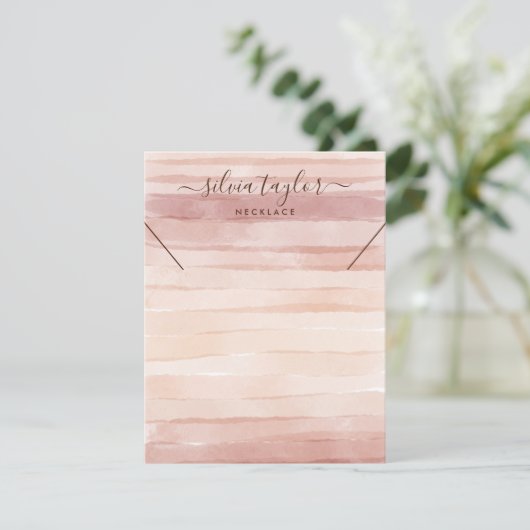 ネックレス表示カードほこりっぽいピンクの地球トーン 招待状 (スタンド正面)