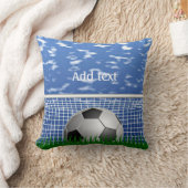 ネットにサッカーボールのテンプレート クッション (ブランケット)