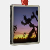 ネバダ。米国ジョシュアの木（ユッカ·ブレビフォリア） メタルオーナメント (右)