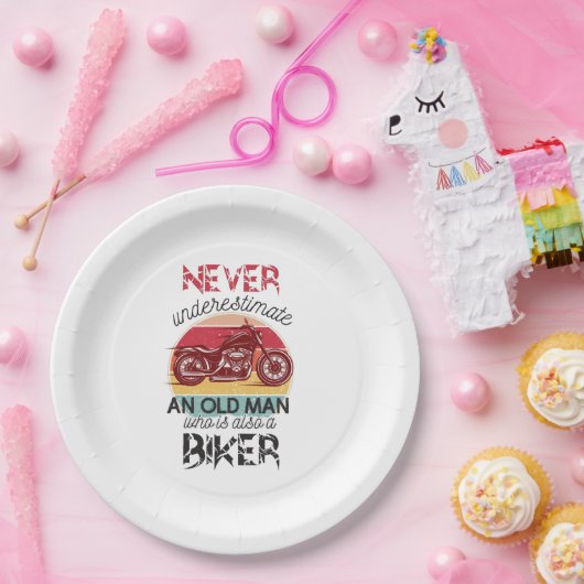 ネバーサプライムオールドマンバイクもしくは自転車に乗る人 ペーパープレート (パーティー)