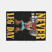 ネバースキップレッグの日の重量挙げトレーニング フリースブランケット (正面(横))