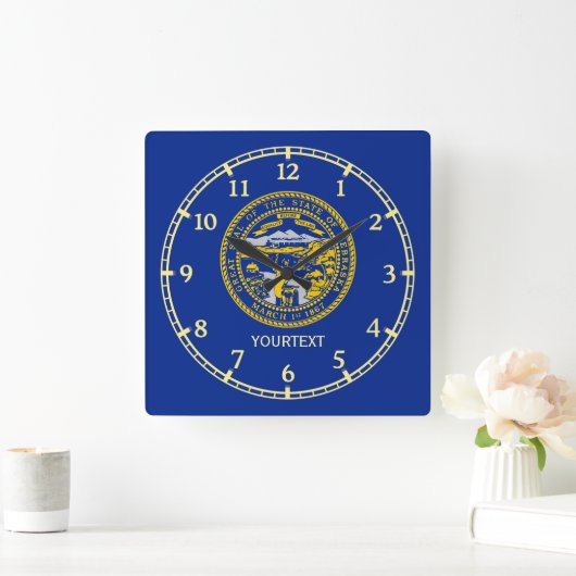 ネブパーソナライズされたラスカ州旗のデザイン スクエア壁時計 (ホーム)