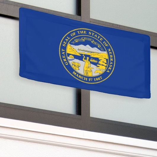 ネブラスカ州旗 横断幕 (ビルの外側)