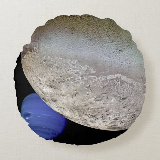 ネプチューン付きトリトン ラウンドクッション (正面)