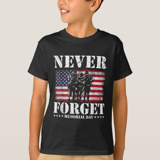 ネベ忘れスアメリカ国旗のメモリアルデー Tシャツ (正面)