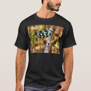 ネモプテラ・ビペニス・スプーン・ウィング昆虫芸術 Tシャツ