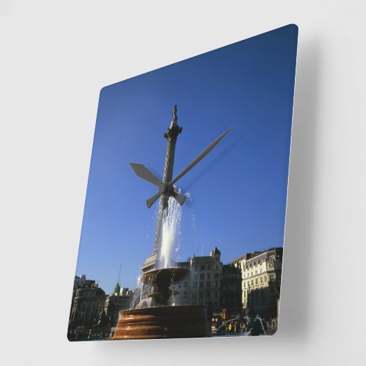 ネルソンズカラムトラファルガースクエア スクエア壁時計 (傾斜)