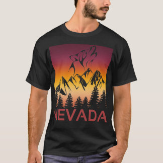 ネヴェーダ・サンセットウルフ月の木とMでハウリング Tシャツ