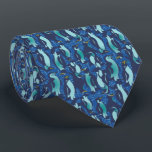 ネービクールーブルーアローバーペンギン ネクタイ<br><div class="desc">バー…パパクール、おじいちゃん、卒業、友人、先輩、先生、男10代の、コーチ、キャプテン、ゴアリーなどを、このペンギンのプリントのネクタイでクール贈ってください。</div>