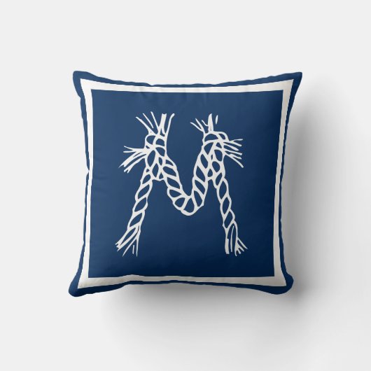 ネービーブルーコースタルビーチロープモノグラム装飾用クッション クッション (裏面)