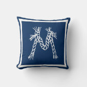 ネービーブルーコースタルビーチロープモノグラム装飾用クッション クッション (正面)