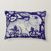 ネービーブルー&ホワイトラビットフローラデダムデルフト アクセントクッション (裏面)