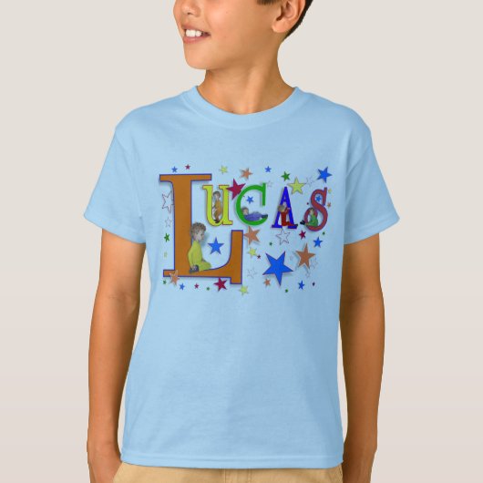 ネームアート – "Lucas" Tシャツ (正面)