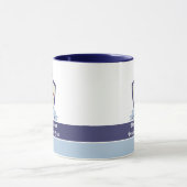 ネームパーソナライズされたスイムクラブクレストキュートペンギン マグカップ (中央)