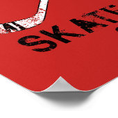 ネームパーソナライズされたホッケースカルヘルメット赤スティック ポスター (角)