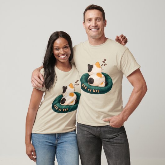 "ネapping社長" ソファーで寝る猫 tシャツ (ユニセックス)
