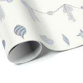 ノスタルジックなクリスマスのオーナメント ストライプ ラッピングペーパー (ロールコーナー)