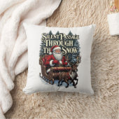 ノスタルジックサンタTシャツ、雪の森の通り道 クッション (ブランケット)