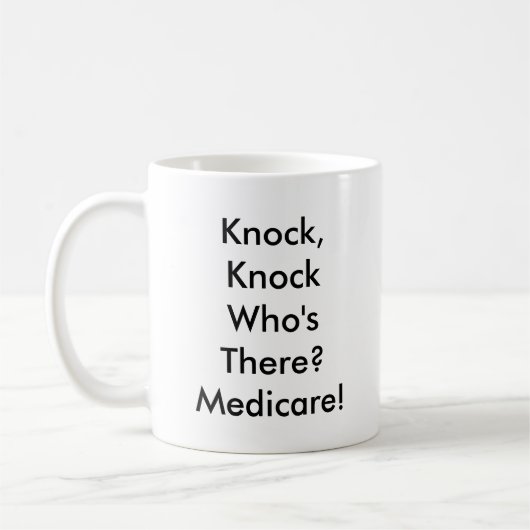 ノック、ノックの医療保障のマグ コーヒーマグカップ (左)